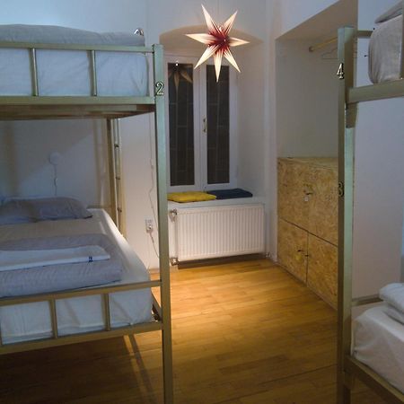 Friends Hostel Τυφλίδα Εξωτερικό φωτογραφία