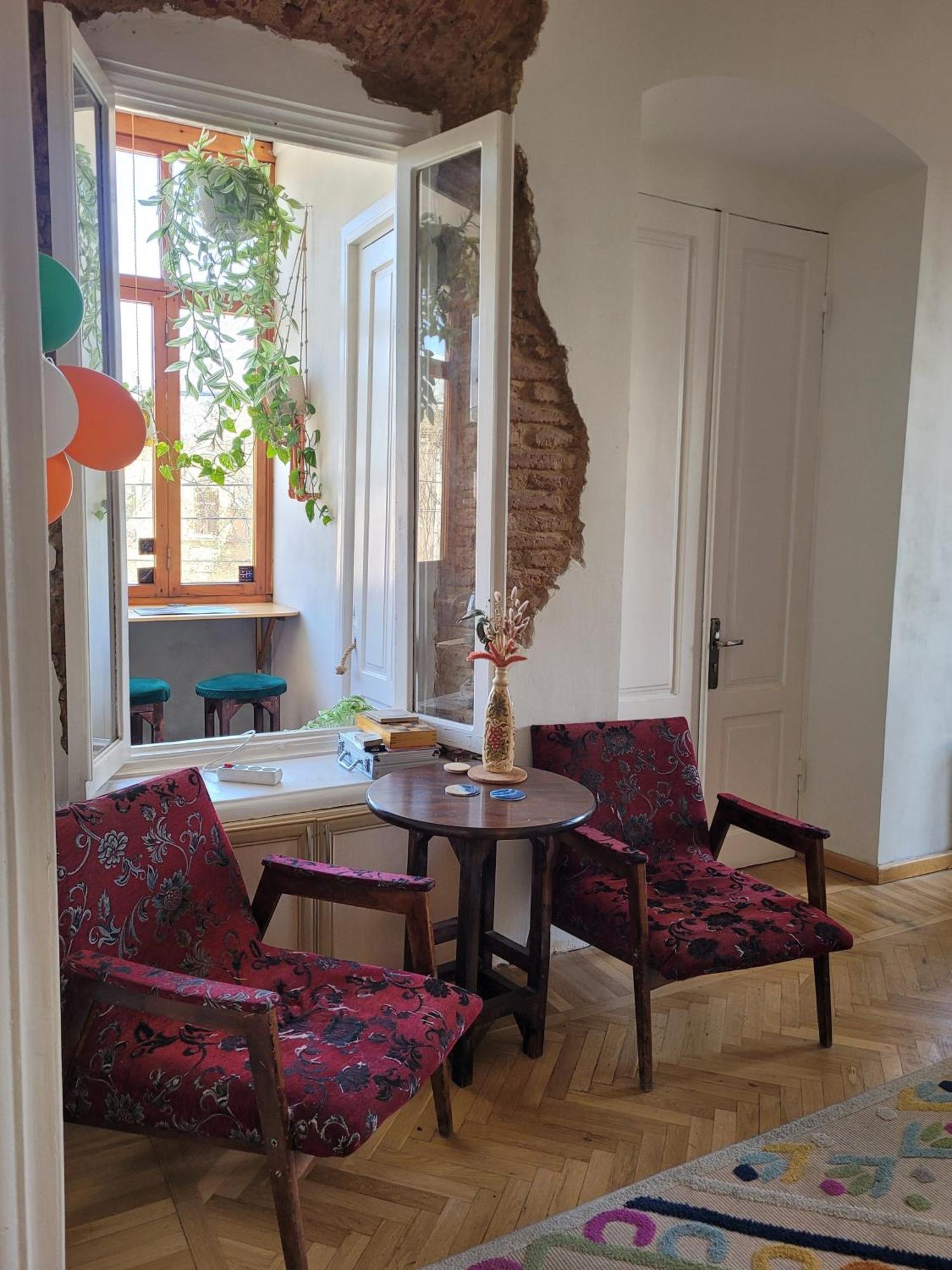 Friends Hostel Τυφλίδα Εξωτερικό φωτογραφία