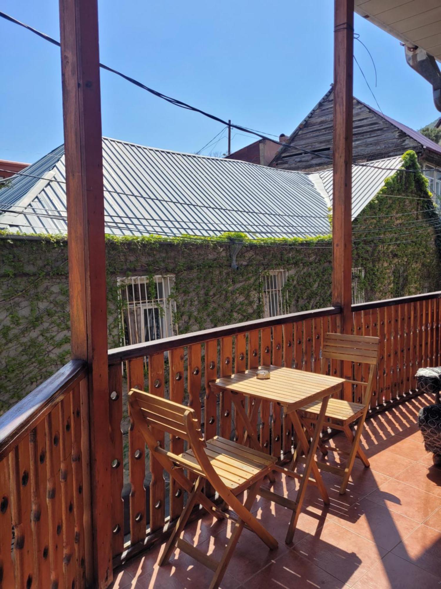 Friends Hostel Τυφλίδα Εξωτερικό φωτογραφία