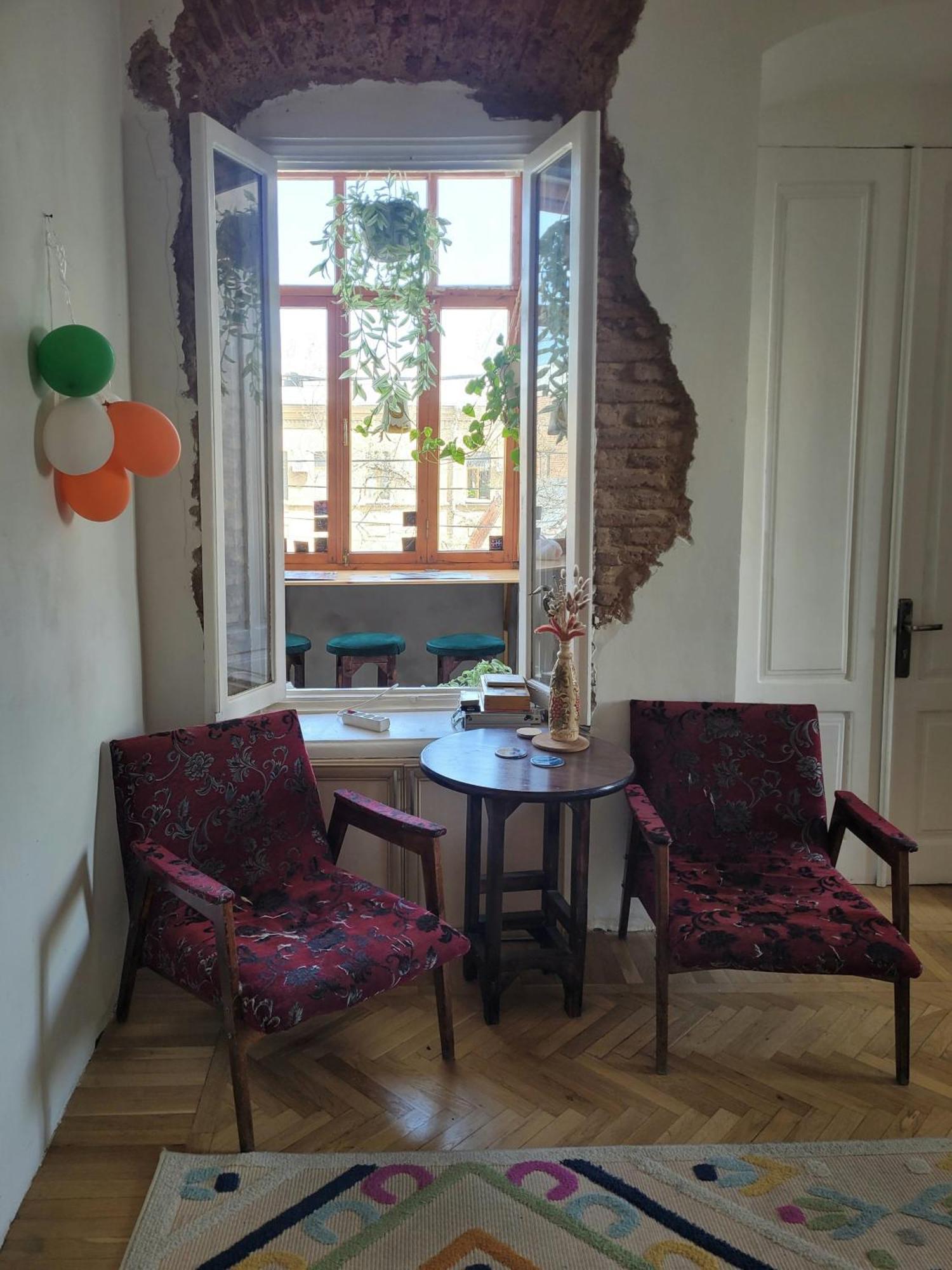 Friends Hostel Τυφλίδα Εξωτερικό φωτογραφία