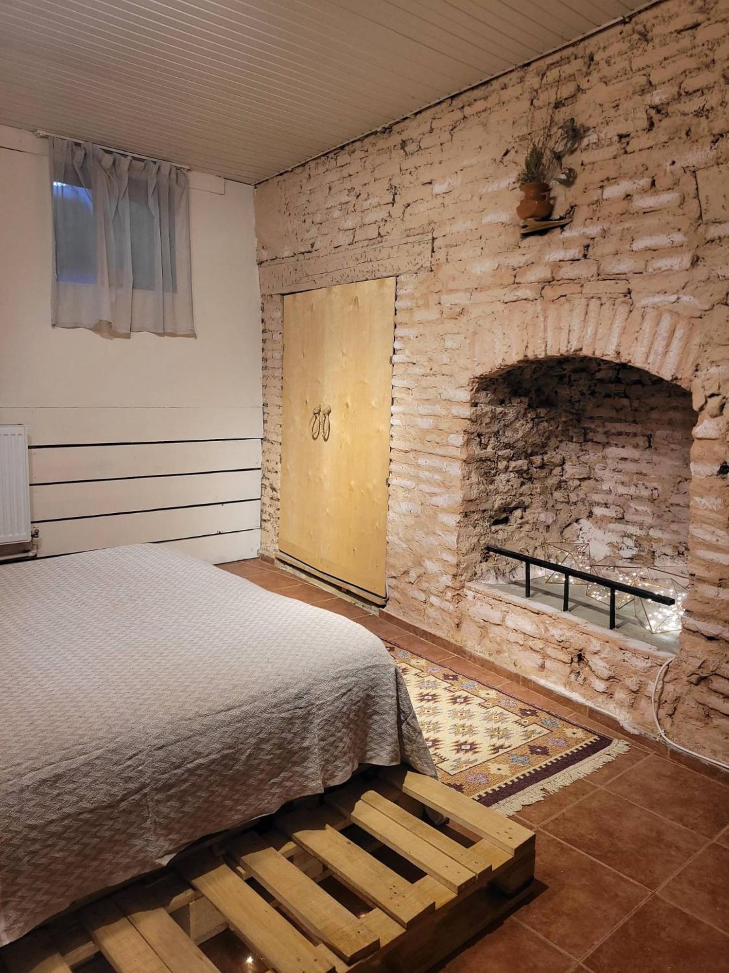Friends Hostel Τυφλίδα Εξωτερικό φωτογραφία