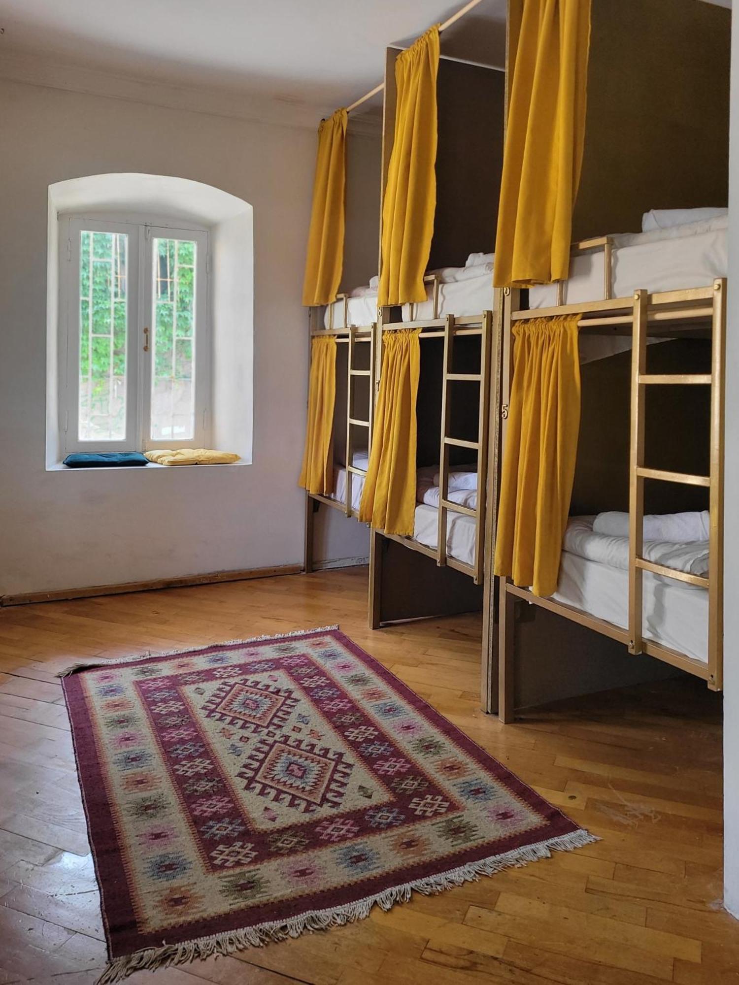 Friends Hostel Τυφλίδα Εξωτερικό φωτογραφία